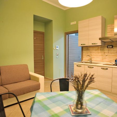 In Center Apartaments ساليرنو المظهر الخارجي الصورة
