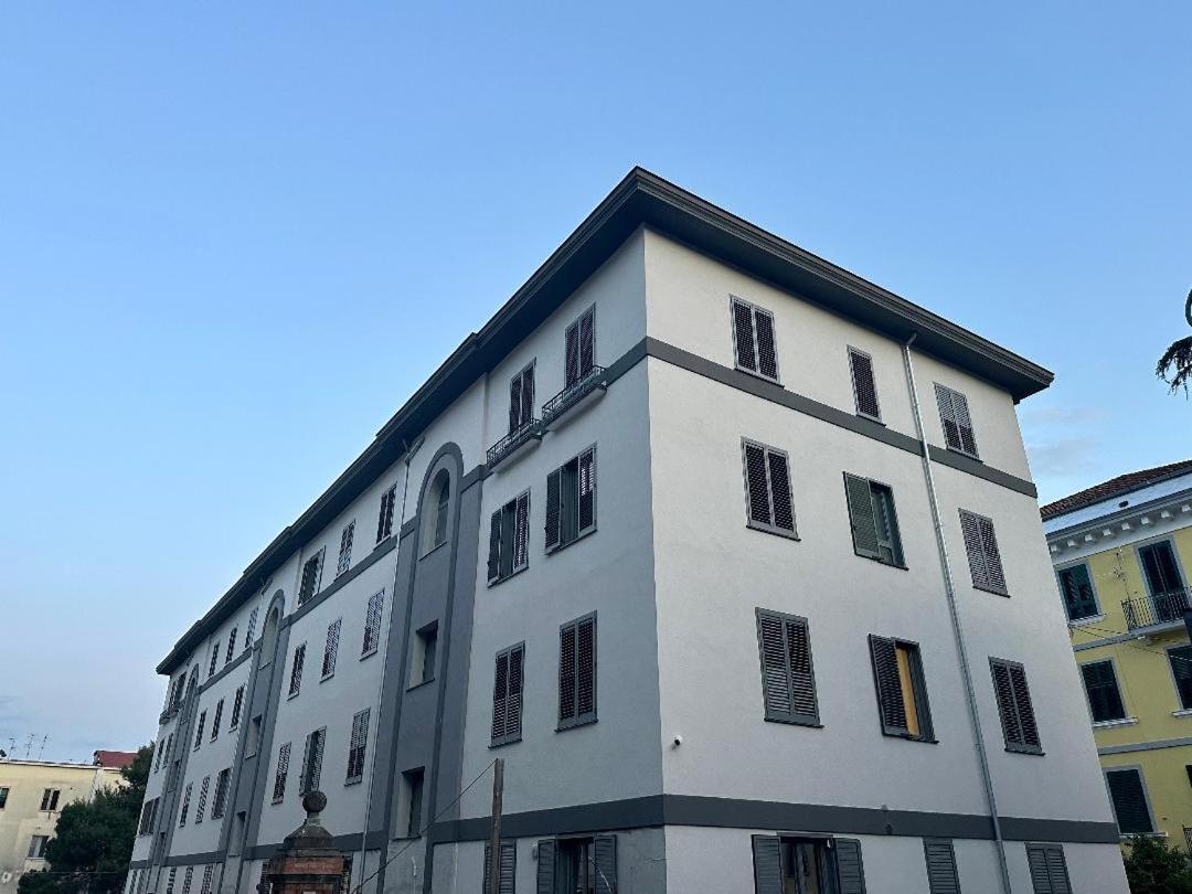 In Center Apartaments ساليرنو المظهر الخارجي الصورة